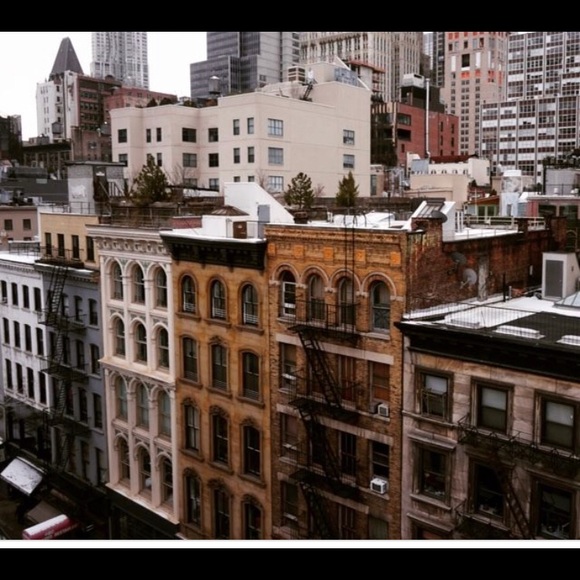 Meet your Posher, Sarah - Picture 2 of 8